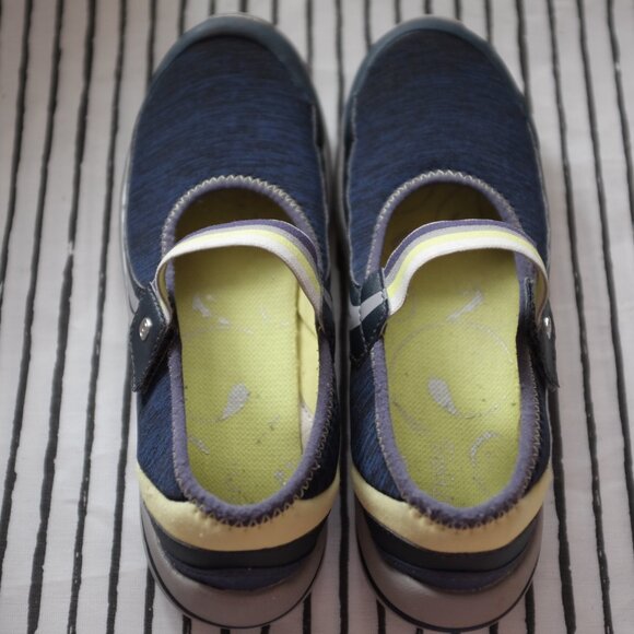 Bzees Reign Womens Blue Mary Jane Slip On Shoes Walking Comfort size 7.5 - Picture 2 of 12